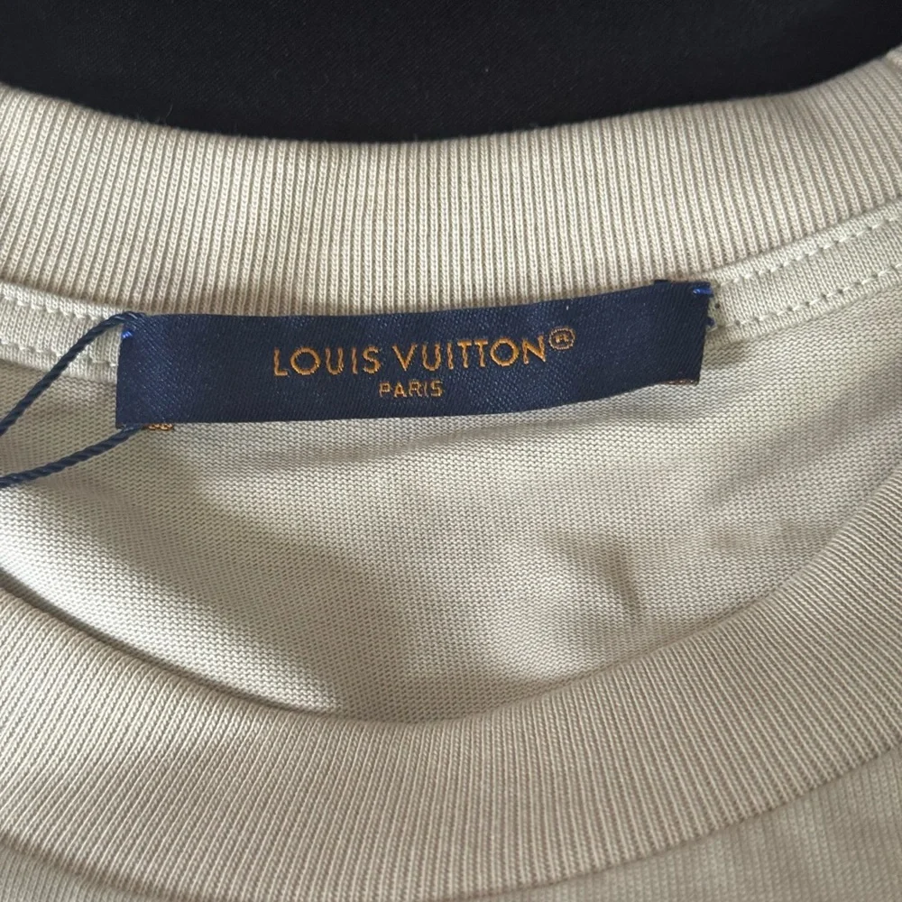 Louis Vuitton Embellished Tshirt - Picture 3 of 4